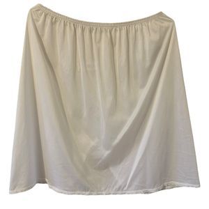 Vanity Fair Star White Back Slit 20" Slip Size XL NWT